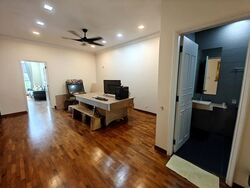 Eastwood Walk Gardens (D16), Terrace #565281761